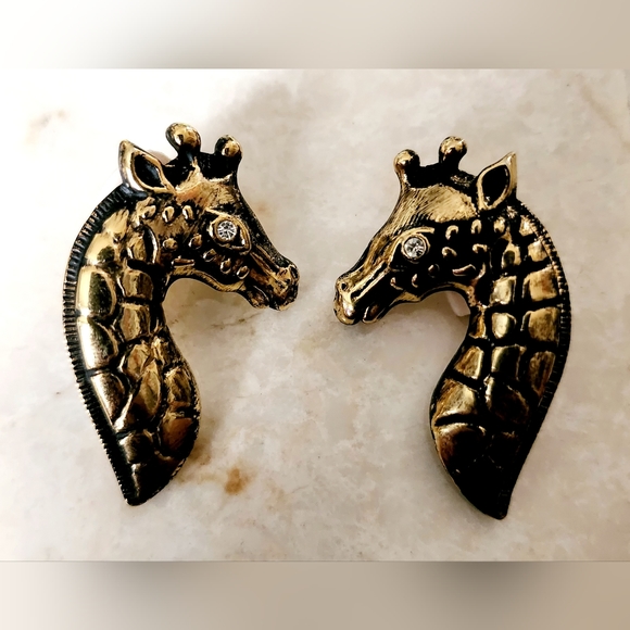 Vintage Bold Gold 1980s Giraffe clear stone eyes clip on earrings #giraffelover - Picture 7 of 11